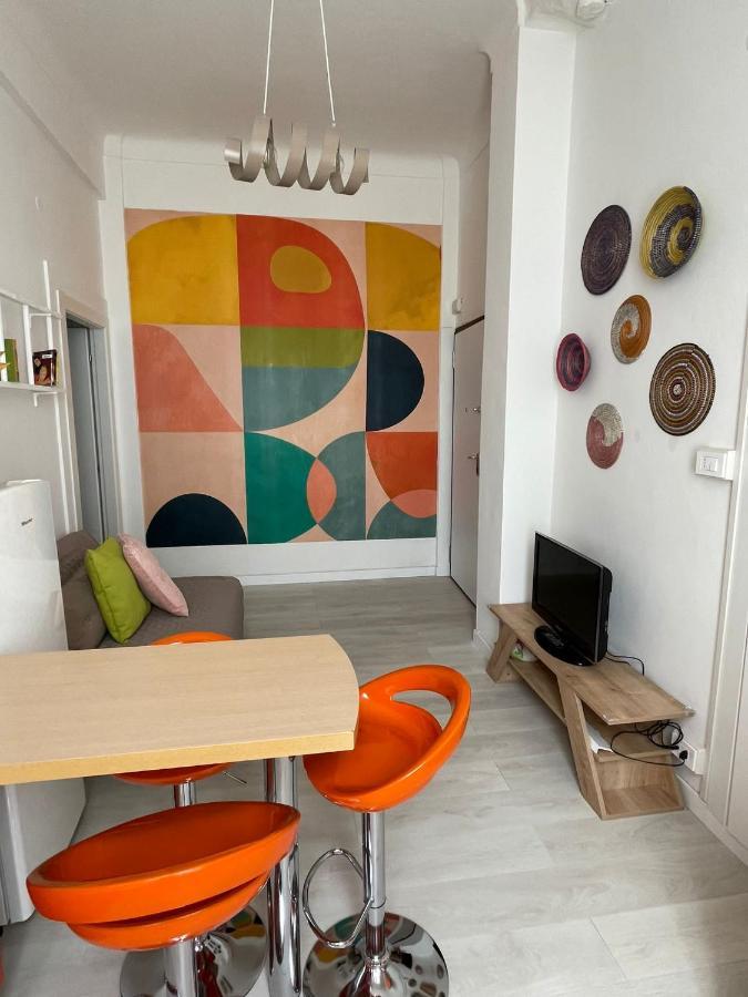 Апартаменты Casa Arcobaleno Вентимилья Экстерьер фото