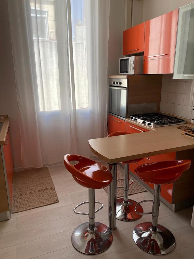 Апартаменты Casa Arcobaleno Вентимилья Экстерьер фото
