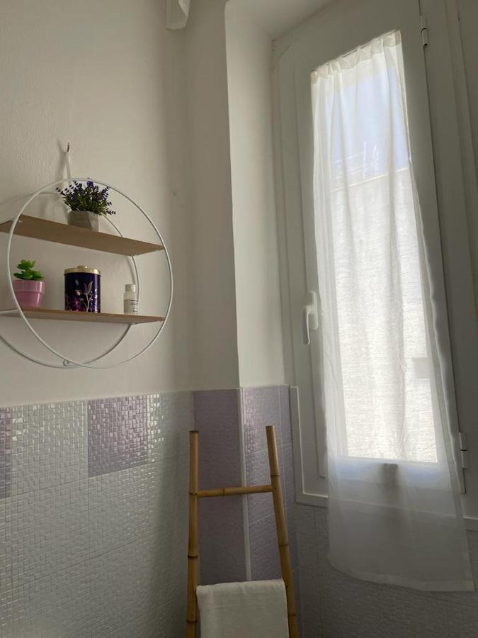 Апартаменты Casa Arcobaleno Вентимилья Экстерьер фото